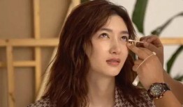 杨幂化妆师爆料视频大全,揭秘明星化妆台的秘密